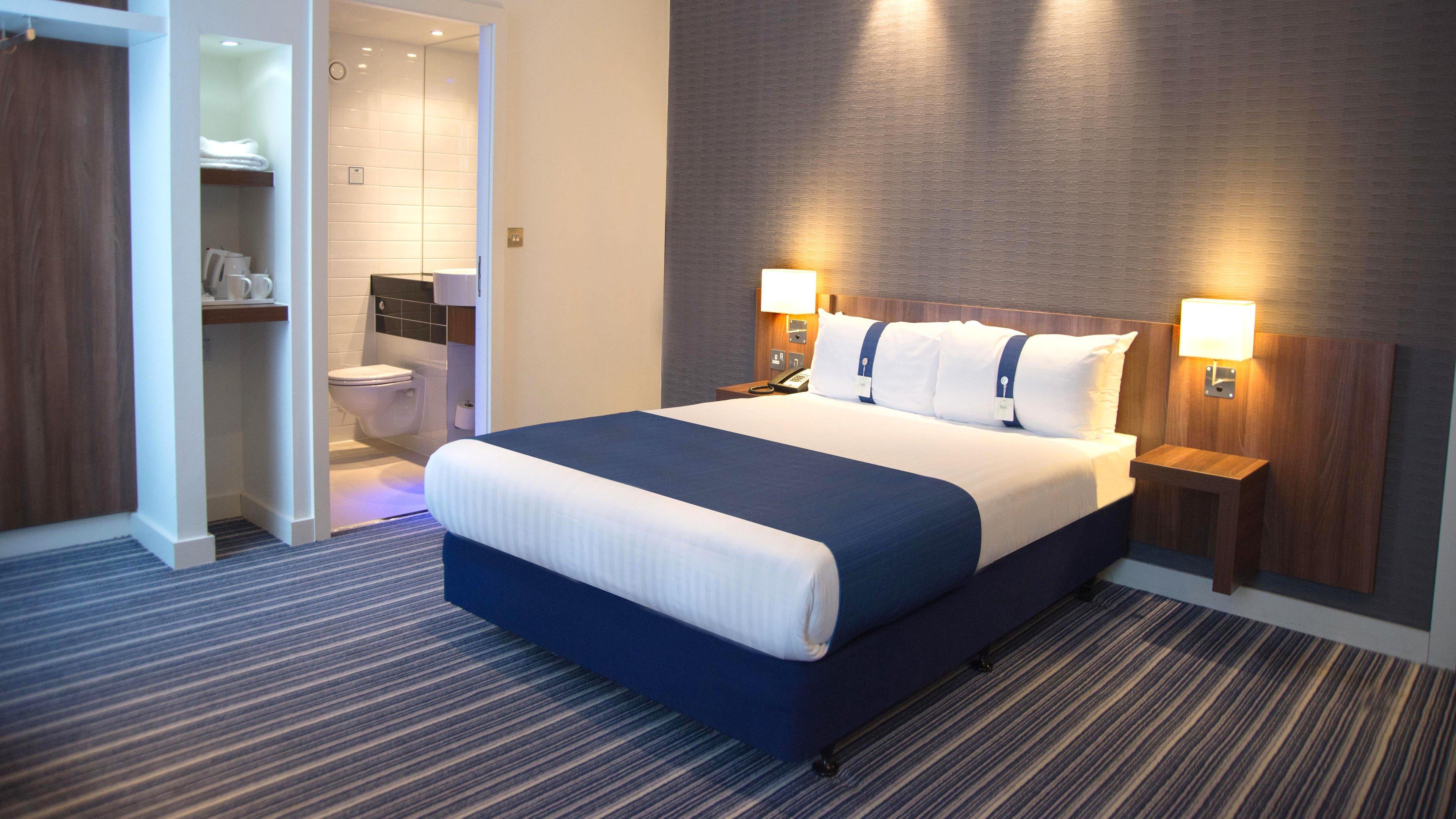 Holiday Inn Express Liverpool Hoylake, An Ihg Hotel Dış mekan fotoğraf